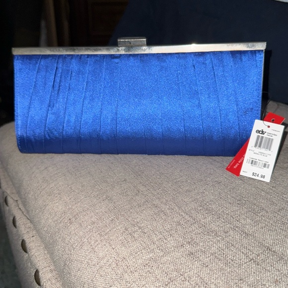 NWT Beautiful Royal Blue Pleated Clutch - Picture 1 of 3